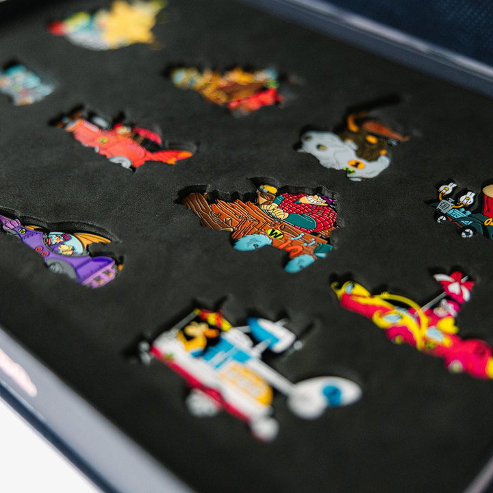 Blu Goblin Wacky Races pin badge box detail