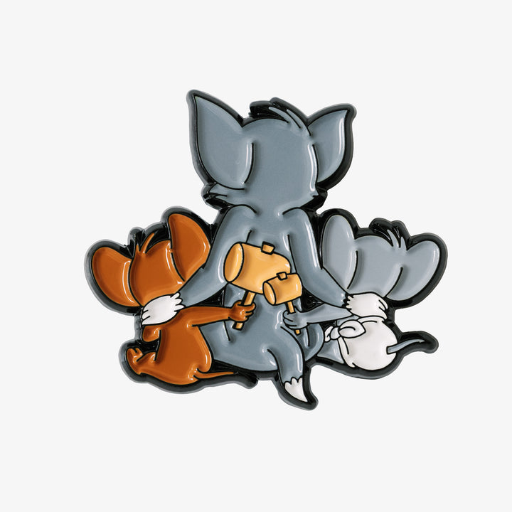 Tom, Jerry and Tuffy with their backs to us, holding mallets